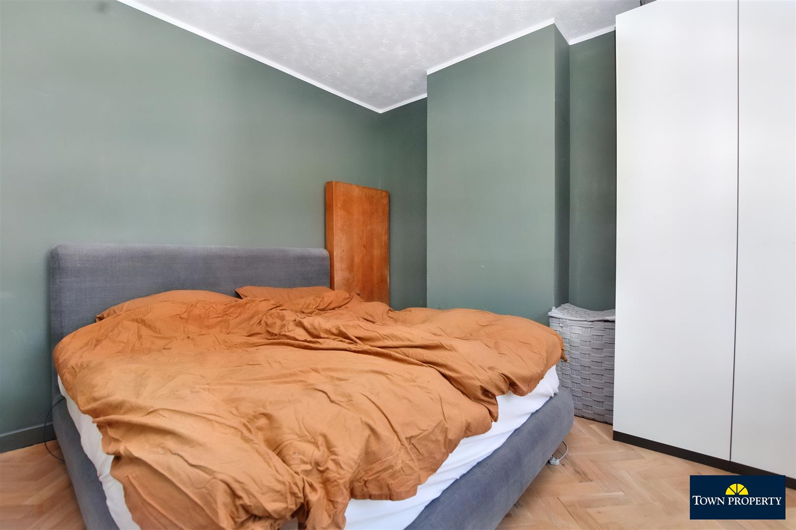 Property Details for Sidley Road Eastbourne BN22 7JR Town Property